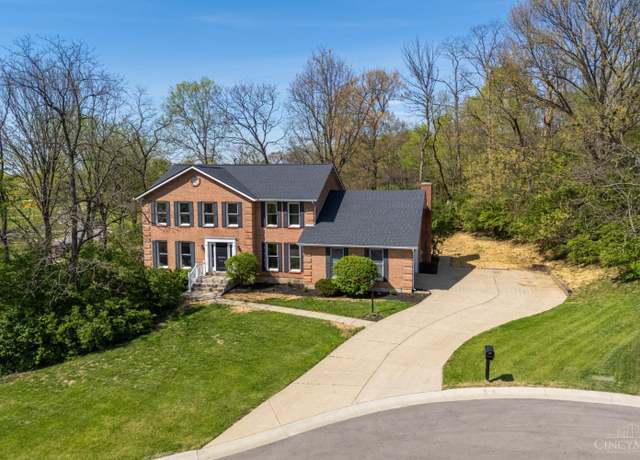 Property at 7240 Falling Woods Dr, West Chester, OH 45241, 4 beds, 2.5 baths