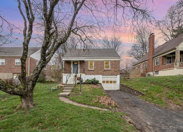 Property at 433 Wilke Dr, Delhi Twp, OH 45238, 3 beds, 2 baths