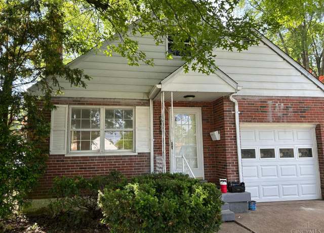 Property at 8468 Plainfield Rd, Sycamore Twp, OH 45236, 3 beds, 2 baths