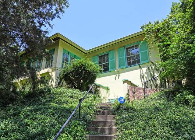 Property at 2921 Van Dyke Dr, Cincinnati, OH 45208, 4 beds, 1.5 baths