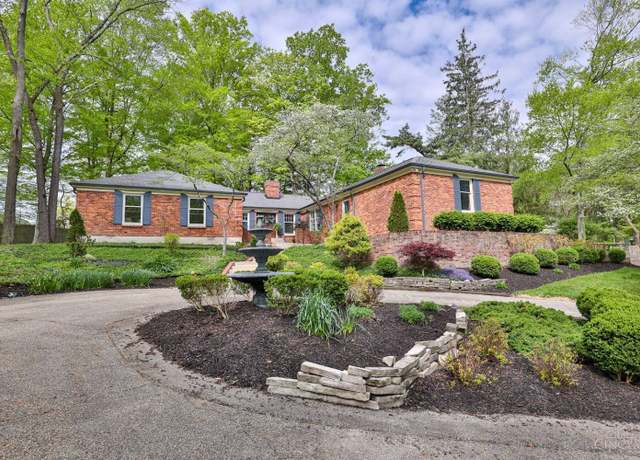 Property at 7811 Shawnee Run Rd, Indian Hill, OH 45243, 4 beds, 3.5 baths