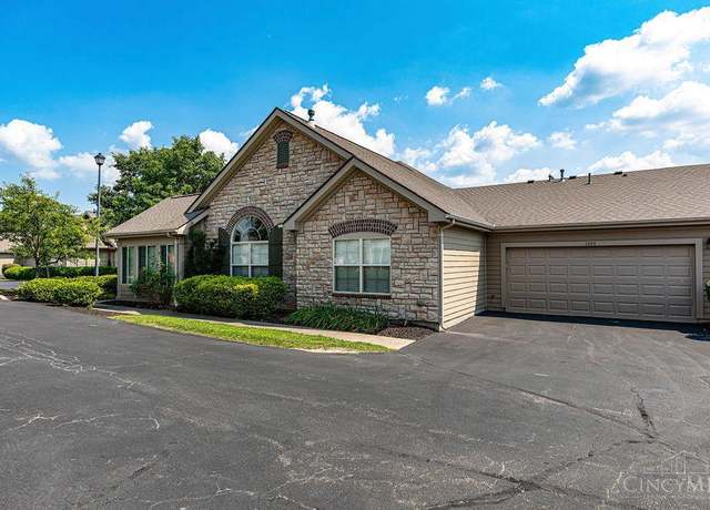 Property at 1444 Cotswold Ln, Hamilton, OH 45013, 2 beds, 2 baths