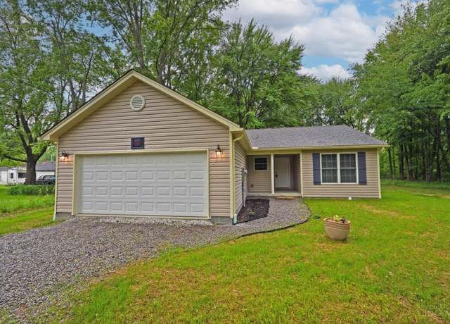 Property at 5877 Rose Ln, Goshen Twp, OH 45150, 3 beds, 2 baths