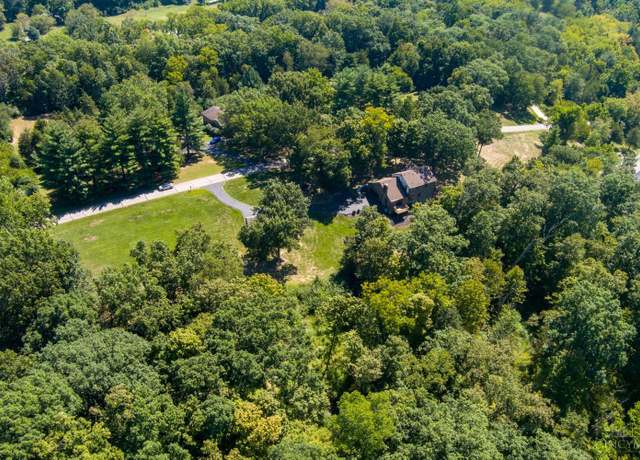 Property at 10461 Deertrail Dr, Harrison, OH 45030, 4 beds, 3.5 baths
