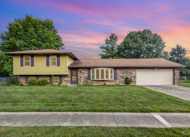 Property at 3 Woodbrook Ct, Fairfield, OH 45014, 4 beds, 2.5 baths
