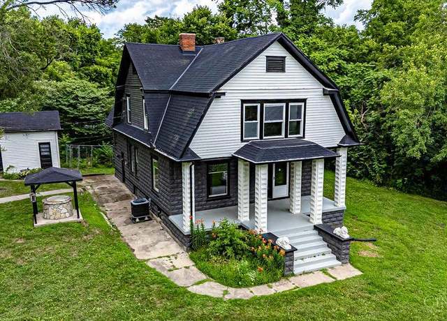 Property at 528 Hill St, Madison Twp, OH 45042, 4 beds, 2.5 baths