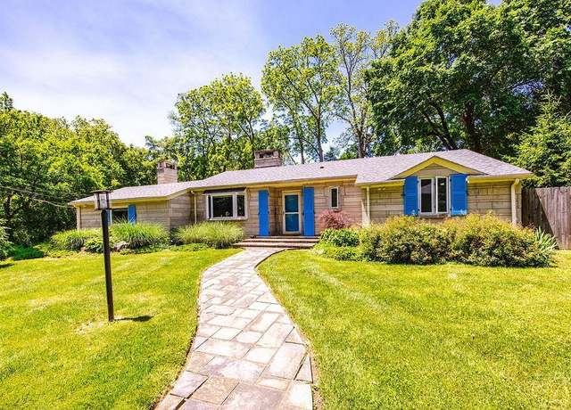 Property at 5411 Tallawanda Ln, Oxford Twp, OH 45056, 2 beds, 2 baths