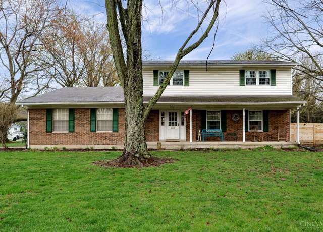 Property at 701 E Whipp Rd, Centerville, OH 45459, 4 beds, 2.5 baths