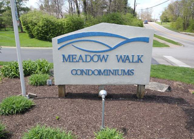 Property at 5372 Meadow Walk Ln Unit 1E, Green Twp, OH 45247, 2 beds, 2 baths