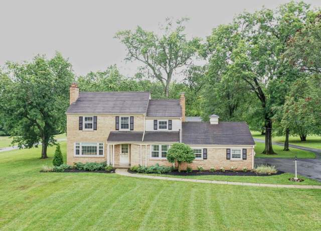 Property at 667 Hobby Horse Ln, Milford, OH 45150, 3 beds, 2.5 baths