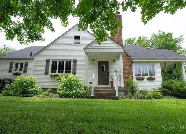 Property at 901 W Sunview Dr W, Hamilton, OH 45013, 3 beds, 2 baths