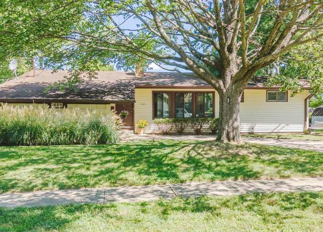 Property at 1626 Krylon Dr, Reading, OH 45215, 3 beds, 2.5 baths