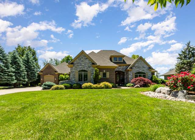 Property at 8235 Cherry Laurel Dr, Liberty Twp, OH 45044, 3 beds, 2.5 baths