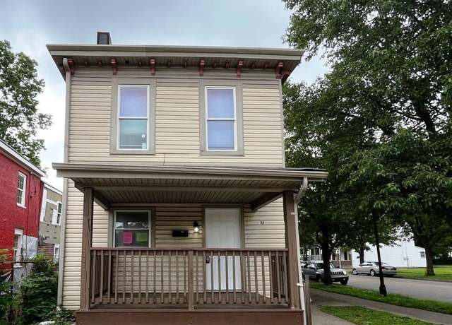 Property at 168 Chestnut St, Hamilton, OH 45011, 5 beds, 1.5 baths