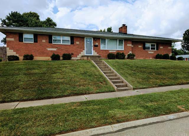 Property at 600 Boylston St, Middletown, OH 45044, 3 beds, 2.5 baths
