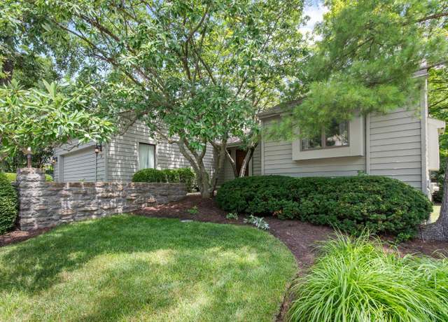 Property at 9 Falling Brk, Blue Ash, OH 45241, 2 beds, 1.5 baths