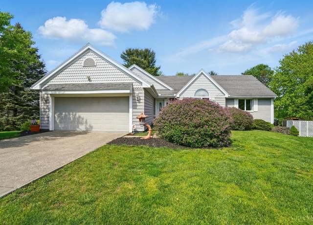 Property at 535 Cedarwood Ct, Middletown, OH 45042, 2 beds, 2.5 baths