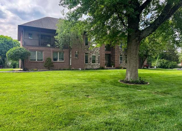 Property at 9775 Delray Dr, Montgomery, OH 45242, 5 beds, 6 baths