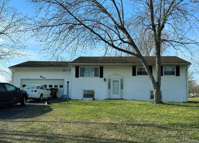 Property at 907 Timothy Ave, Carlisle, OH 45005, 2 beds, 2 baths