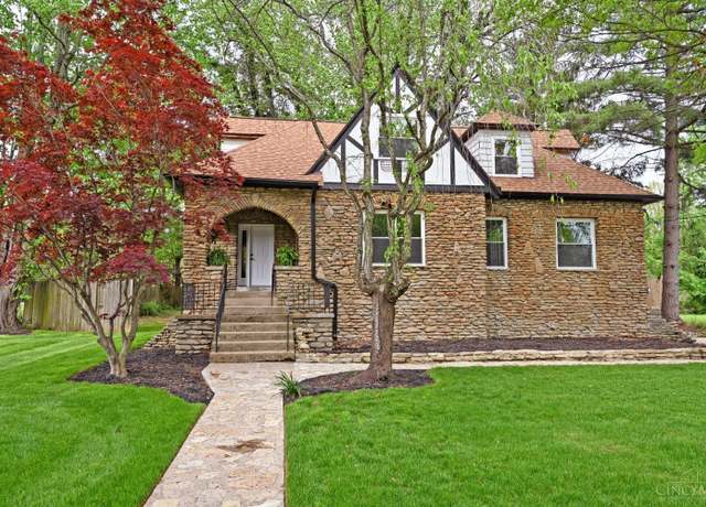 Property at 445 S Broadway St, Stonelick Twp, OH 45160, 4 beds, 2.5 baths