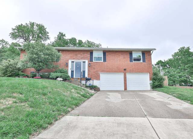 Property at 734 Mcguire Cir, Miamisburg, OH 45342, 4 beds, 2 baths