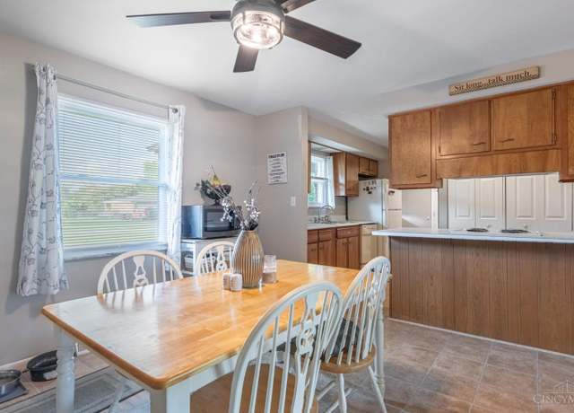 Property at 4185 Rose Marie Rd, Franklin, OH 45005, 3 beds, 2 baths