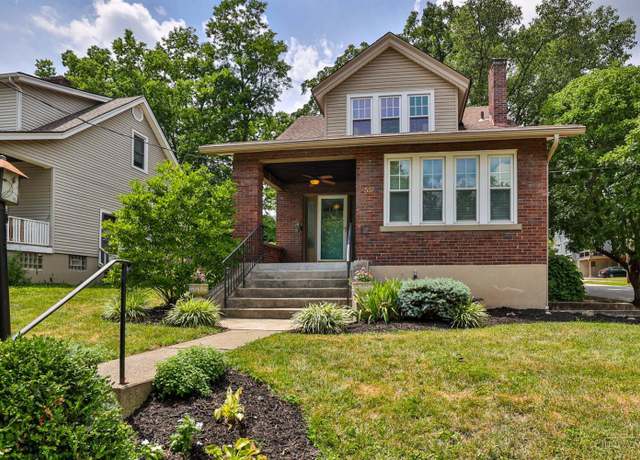 Property at 551 Wilsonia Dr, Cincinnati, OH 45205, 3 beds, 2 baths