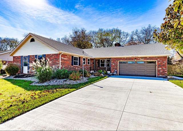 Property at 1321 Cleveland Ave, Hamilton, OH 45013, 3 beds, 2 baths