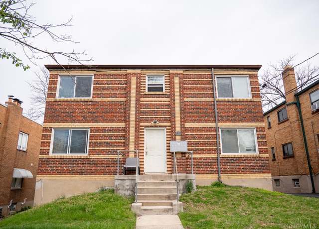 Property at 526 Riddle Crest Ln, Cincinnati, OH 45220, 6 beds, 4 baths