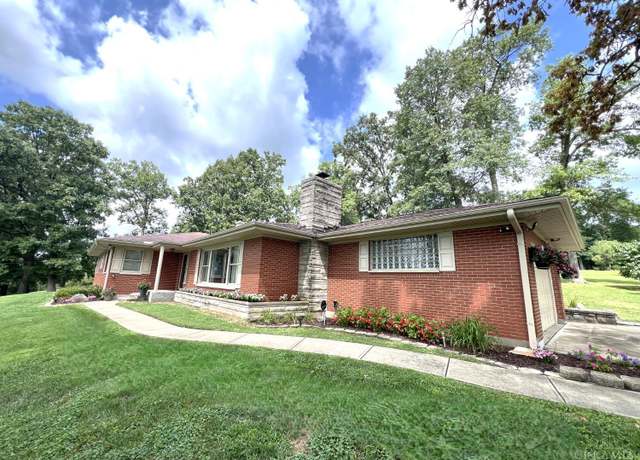 Property at 5975 Oakridge Dr, Fairfield Twp, OH 45011, 3 beds, 3 baths