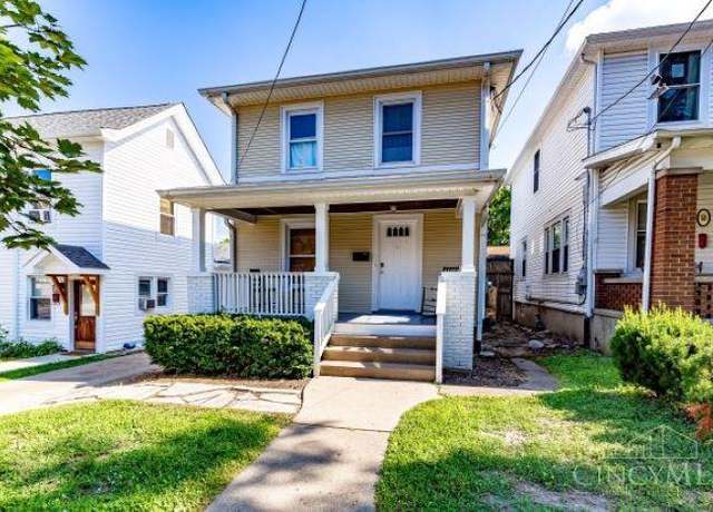Property at 7 W Walnut St, Oxford, OH 45056, 4 beds, 3.5 baths