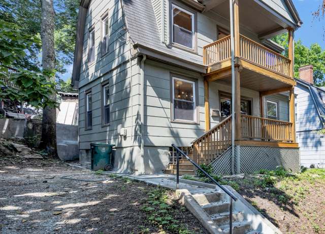 Property at 3033 Marshall Ave, Cincinnati, OH 45220, 2 beds, 2 baths