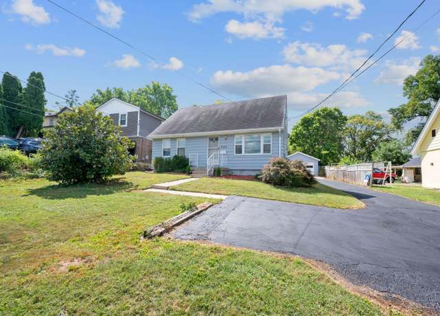 Property at 7101 Dunn Rd, Anderson Twp, OH 45230, 4 beds, 2 baths