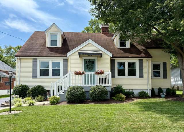 Property at 4351 Clifford Rd, Deer Park, OH 45236, 3 beds, 2 baths