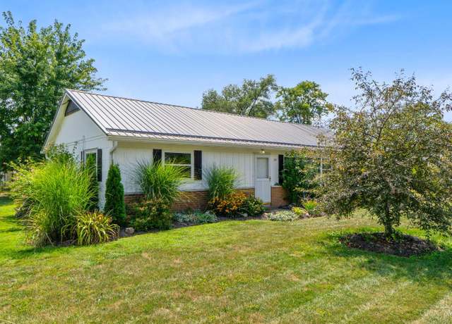 Property at 301 Maple Ave, Trenton, OH 45067, 2 beds, 1 bath