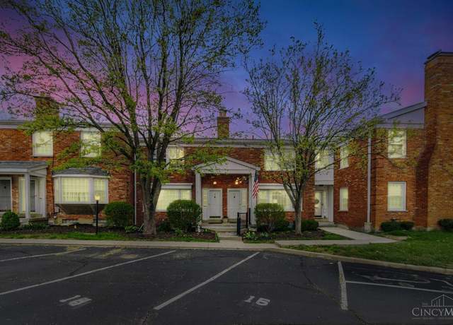 Property at 1110 Springfield Pike #12, Wyoming, OH 45215, 2 beds, 2.5 baths