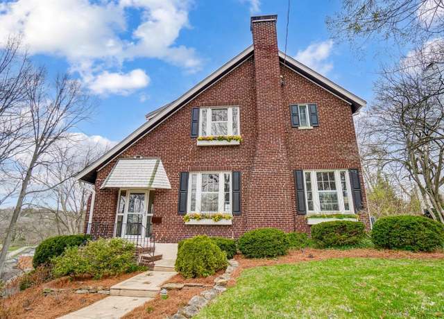Property at 3538 Grandin Rd, Cincinnati, OH 45226, 4 beds, 3.5 baths