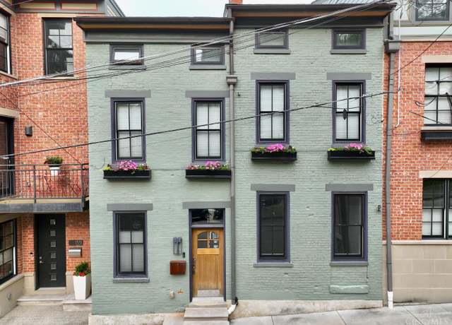 Property at 1333 Pendleton St, Cincinnati, OH 45202, 3 beds, 2.5 baths