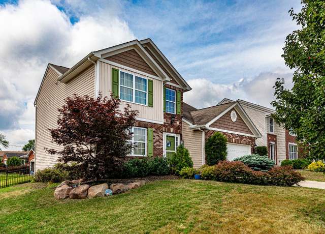 Property at 700 Holland Ct, Trenton, OH 45067, 5 beds, 2.5 baths