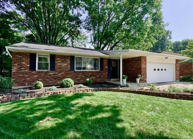 Property at 8384 Summitridge Dr, Anderson Twp, OH 45255, 3 beds, 2 baths