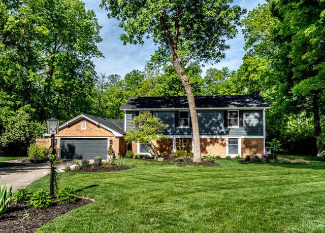 Property at 1324 Orchardview Ct, Washington Twp, OH 45458, 4 beds, 2.5 baths