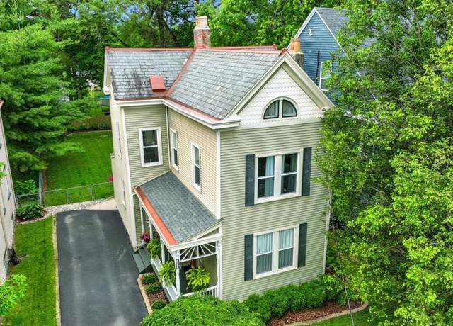 Property at 753 Mcmakin Ave, Cincinnati, OH 45232, 4 beds, 1.5 baths