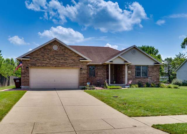 Property at 215 Christina Way, Carlisle, OH 45005, 3 beds, 2 baths