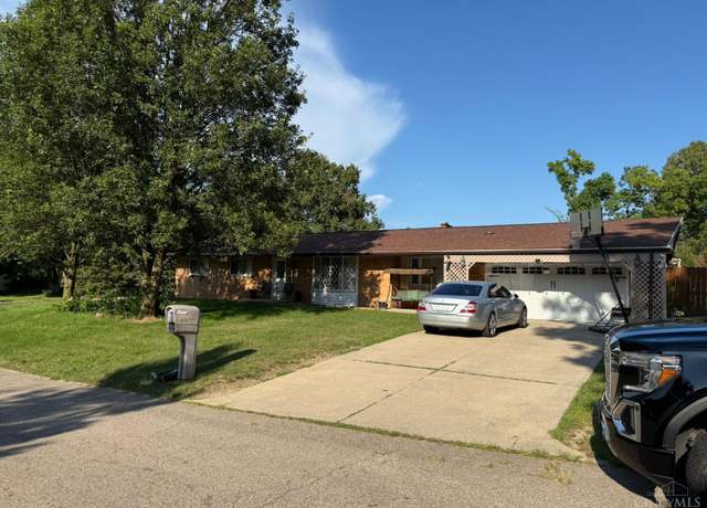 Property at 6102 Rivercliff Ln, Miami Twp, OH 45449, 3 beds, 2 baths