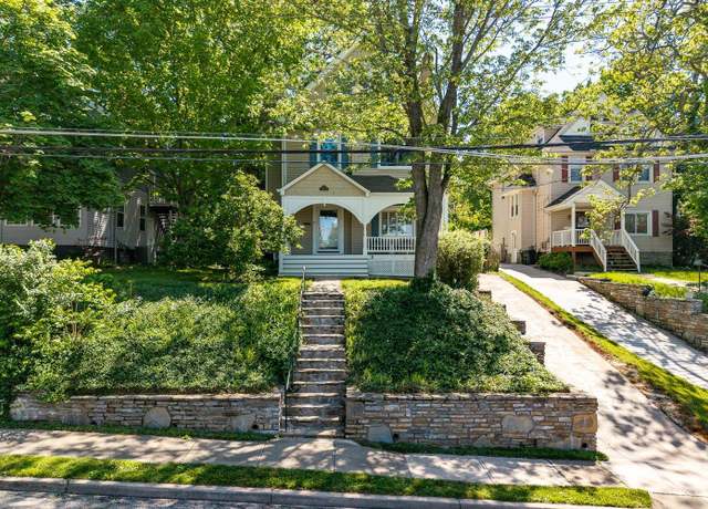 Property at 5118 Grandview Pl, Norwood, OH 45212, 4 beds, 2.5 baths