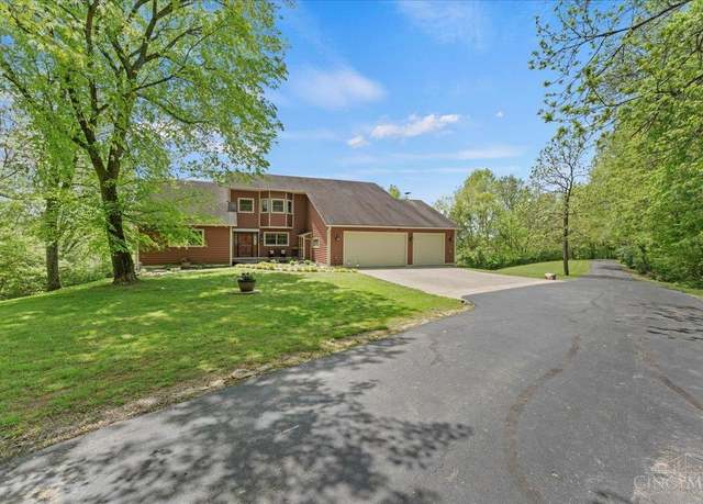 Property at 108 Green Falls Dr, Franklin Twp, OH 45121, 4 beds, 4.5 baths