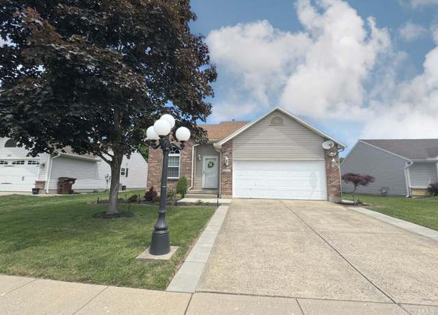 Property at 232 Choctaw Cir, Franklin, OH 45005, 3 beds, 2.5 baths