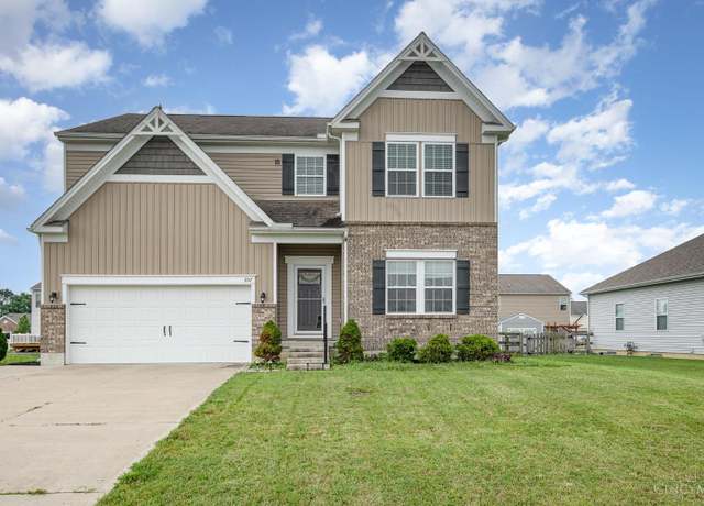 Property at 807 Hocking Meadow Cir, Monroe, OH 45050, 4 beds, 2.5 baths