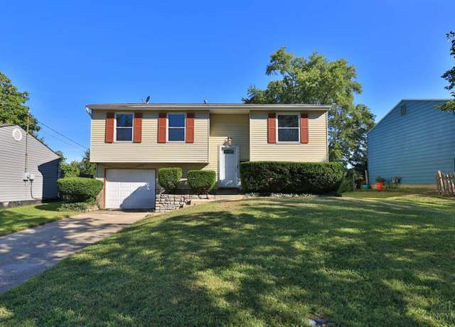 Property at 11728 Elkwood Dr, Forest Park, OH 45240, 3 beds, 2 baths