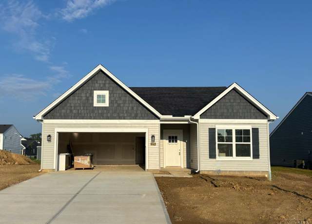 Property at 1279 Blue Spruce Ln, Wilmington, OH 45177, 3 beds, 2 baths